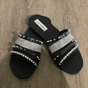 Steve Madden Black Lindy Sandals
